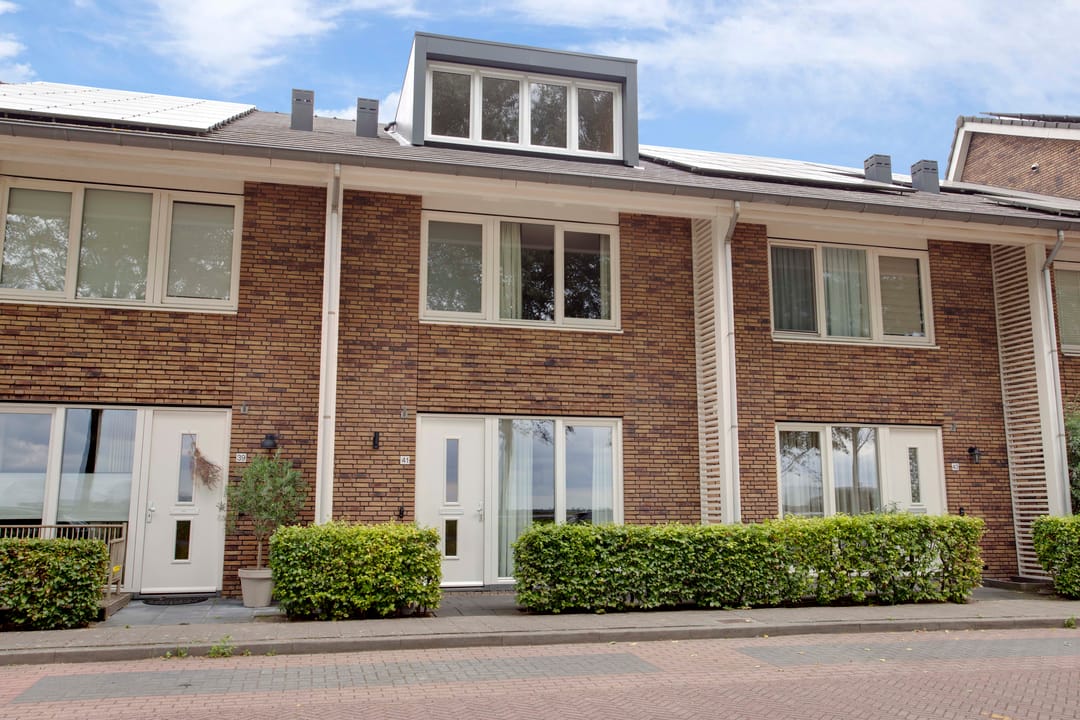 Foto 1 van Burgemeester Folkertslaan 41