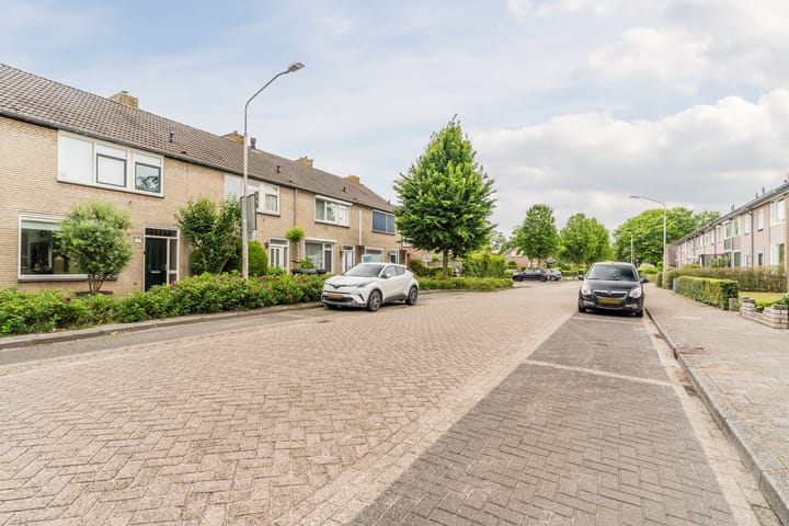 Foto 2 van Beneluxlaan 8