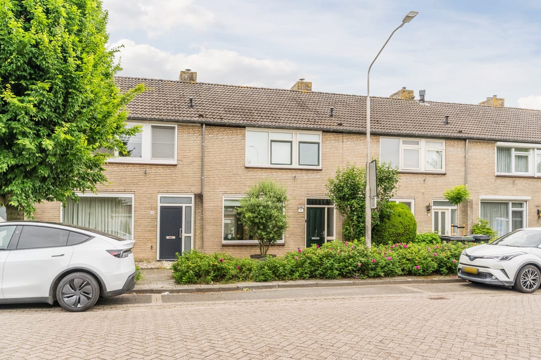 Foto 1 van Beneluxlaan 8