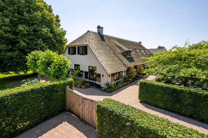 Vrijstaande woning te koop: Rijksstraatweg 177, Loenen Aan De Vecht
