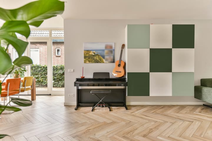 Twee-onder-één-kap te koop: Van Tuyllstraat 17C, Hooglanderveen