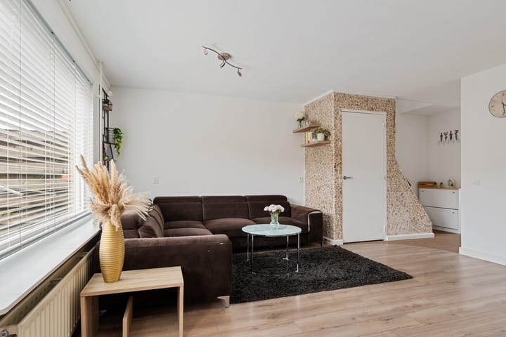 Tussenwoning te koop: Rimsky-Korssakovweg 109, Almere
