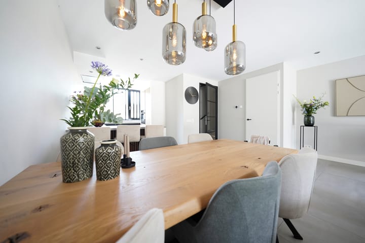 Tussenwoning te koop: Rie Staalstraat 28, Putten