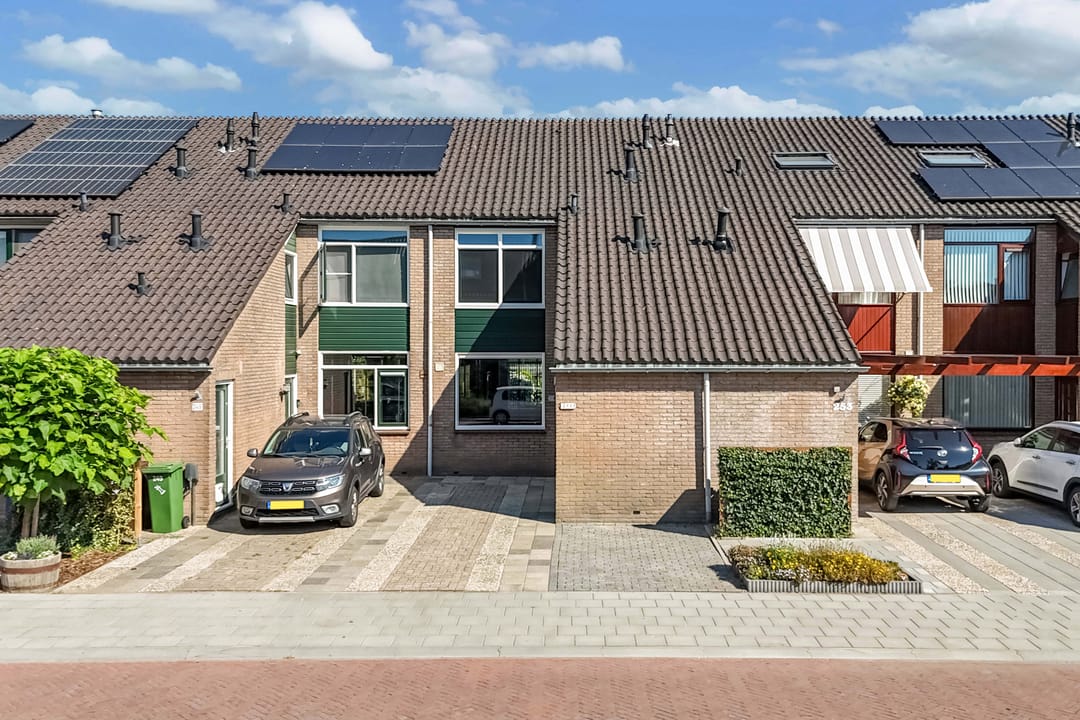 Foto 2 van Saffierstraat 251