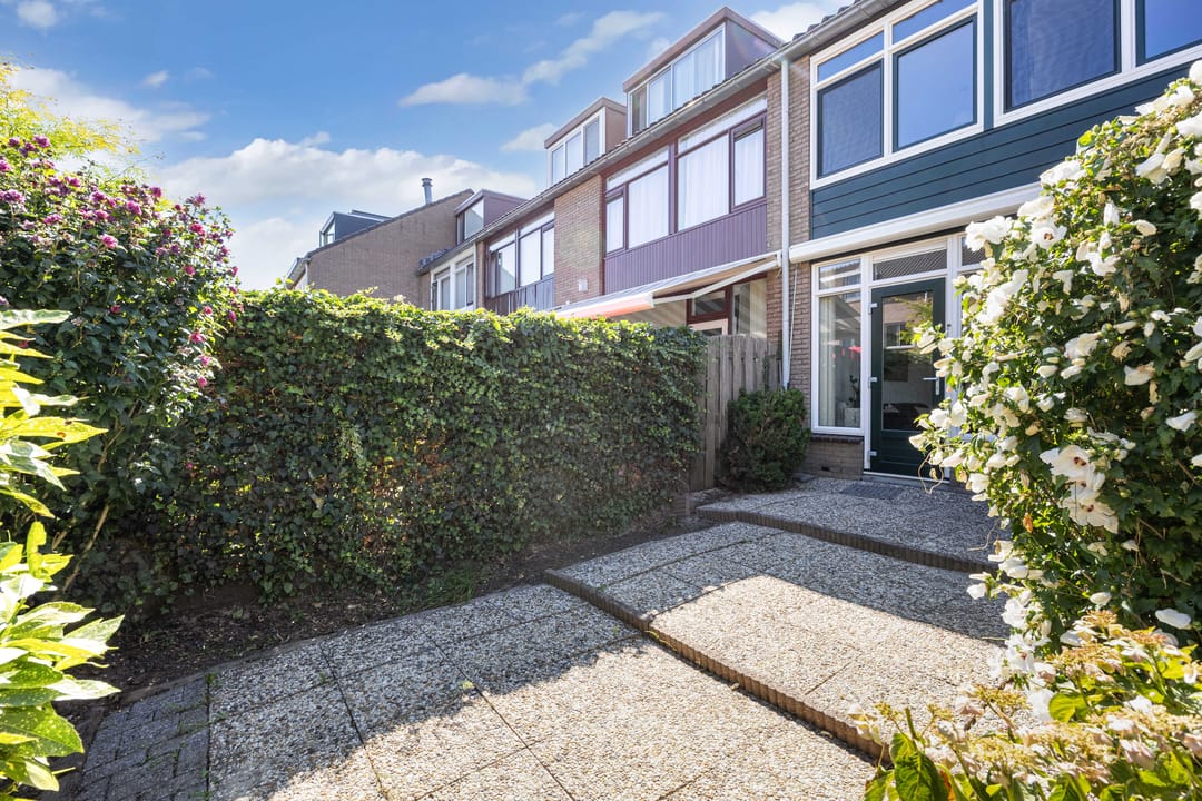 Foto 47 van Saffierstraat 251