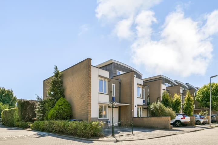 Hoekwoning te koop: Lobbrich Boudgerslaan 33, Weesp