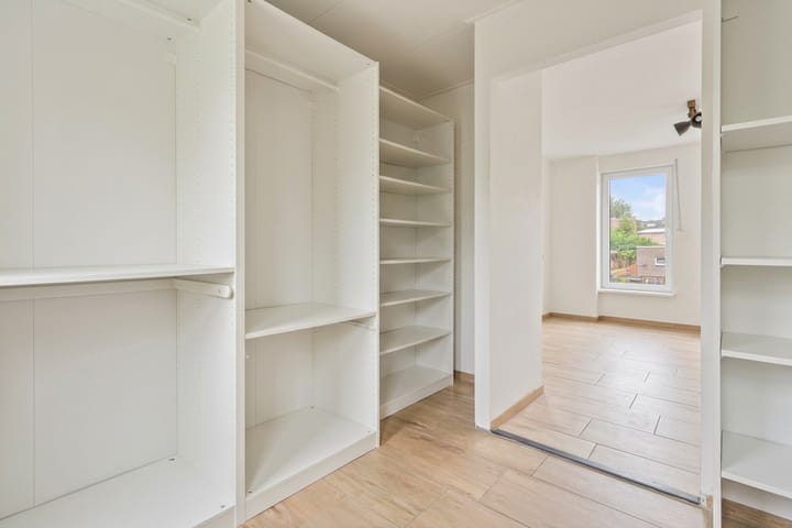 Tussenwoning te koop: Schandelerboord 12, Heerlen