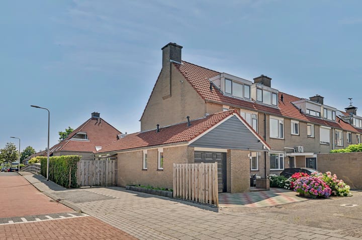 Hoekwoning te koop: Waterdekmos 1, Reeuwijk