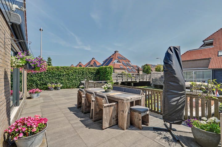 Foto 4 van Waterdekmos 1