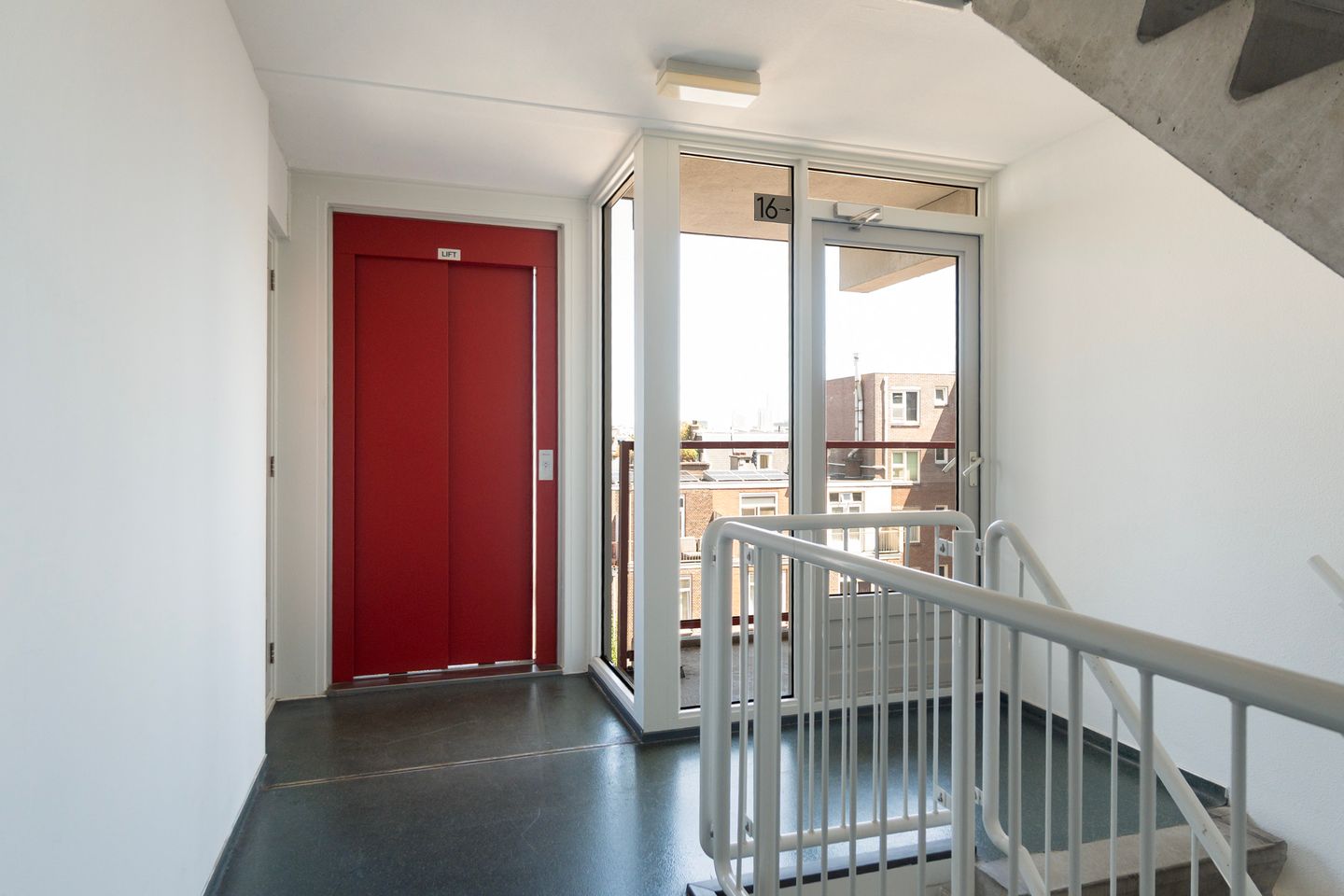 Foto 40 van Waldeck Pyrmontkade 14