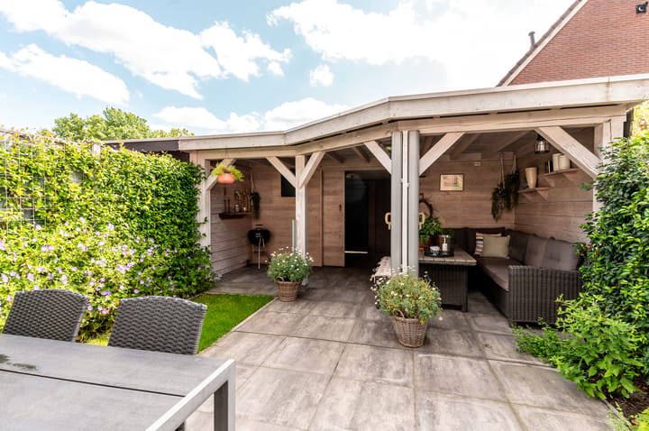 Tussenwoning te koop: Veldwijkerweg 6, Ermelo