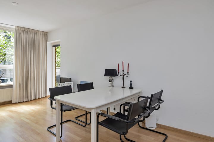 Appartement te koop: Henry Moorepassage 61, Capelle Aan Den Ijssel