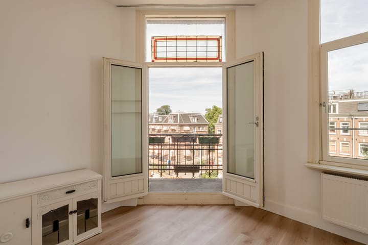 Appartement te huur: Linnaeusstraat 38-3, Amsterdam