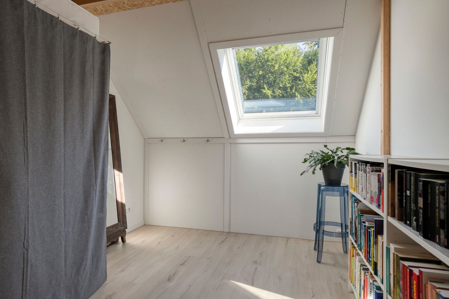 Photo 25 of Rutger Loenenweg 62