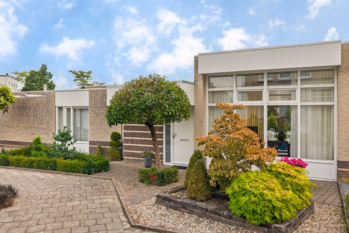 Tussenwoning te koop: Harriët Freezerstraat 36, Heerlen