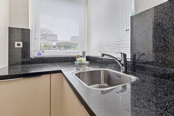 Tussenwoning te koop: Harriët Freezerstraat 36, Heerlen