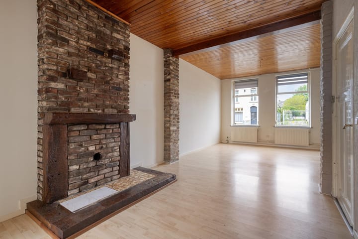 Tussenwoning te koop: Meerssenerweg 67B, Maastricht