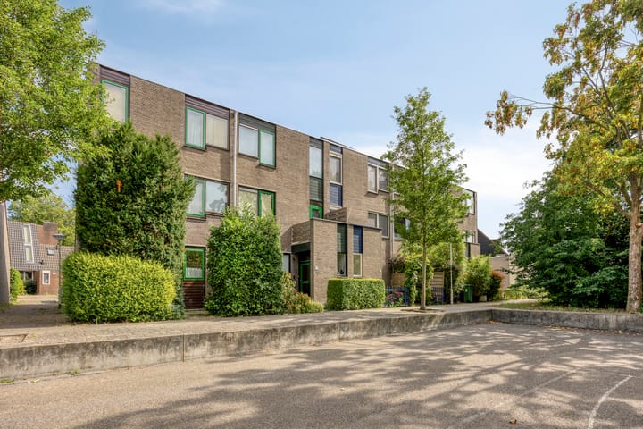 Tussenwoning te koop: Weigeliapark 50, Zoetermeer