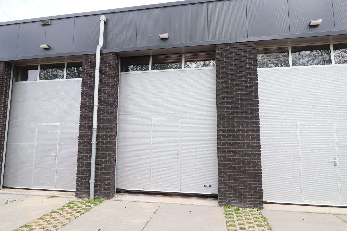 View photo 1 of Zeilweg 32-U9