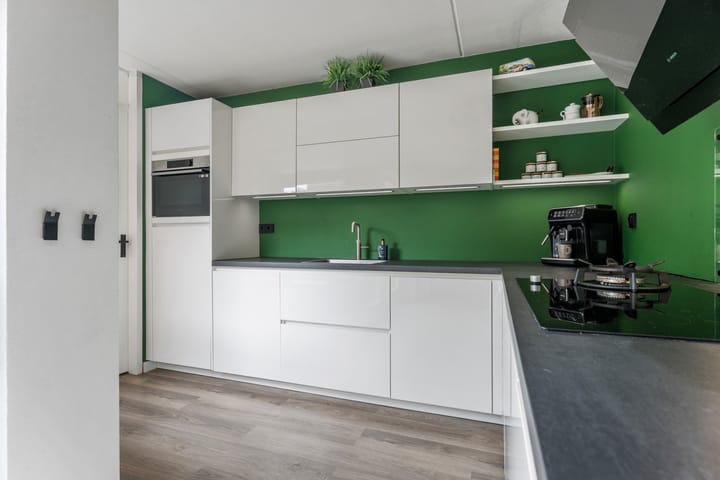 Twee-onder-één-kap te koop: Taco Haringastraat 11, Schildwolde