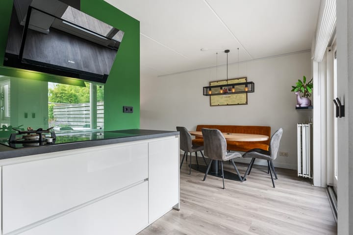 Twee-onder-één-kap te koop: Taco Haringastraat 11, Schildwolde