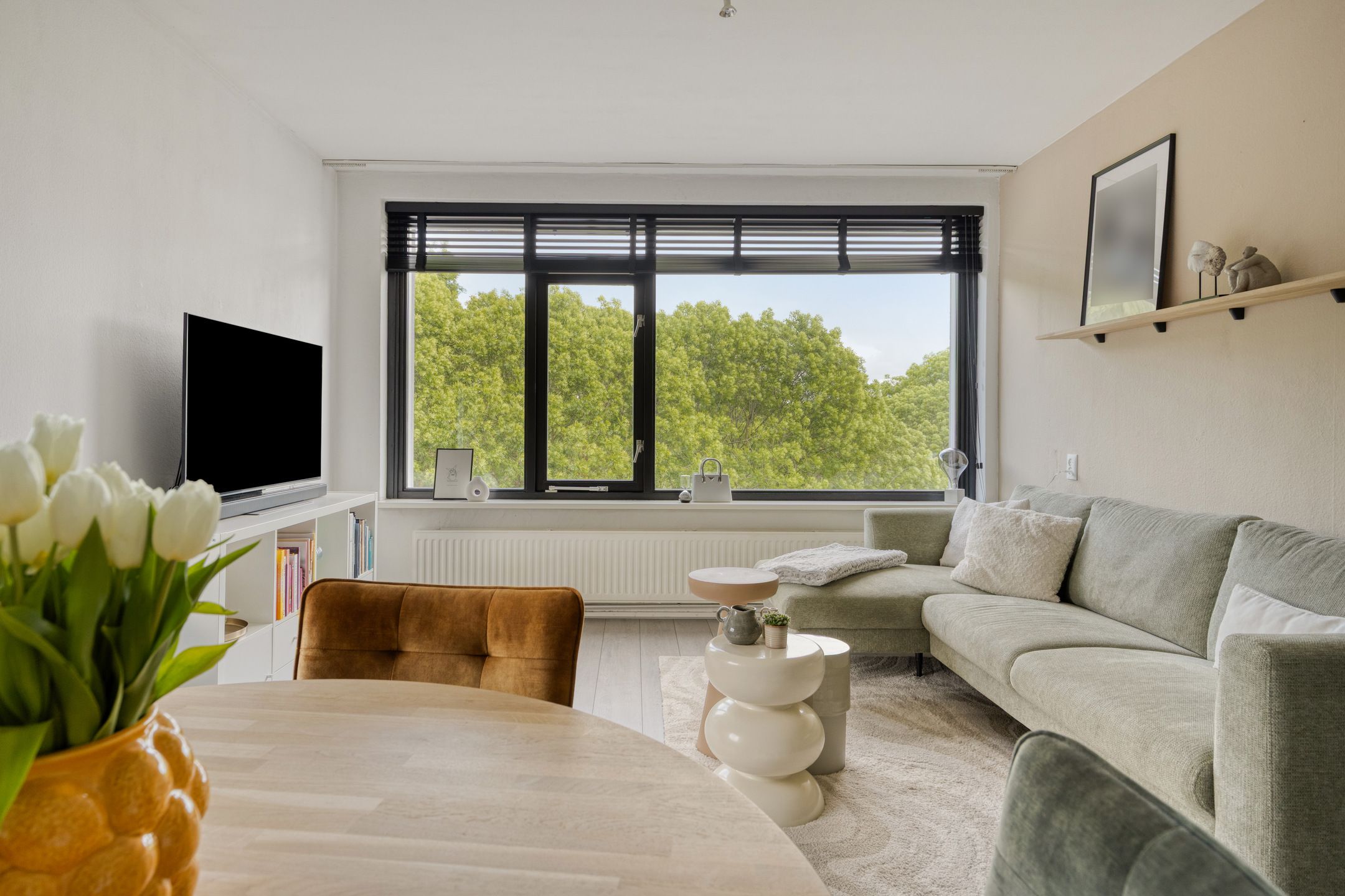Photo 6 of Lachappellestraat 75-C