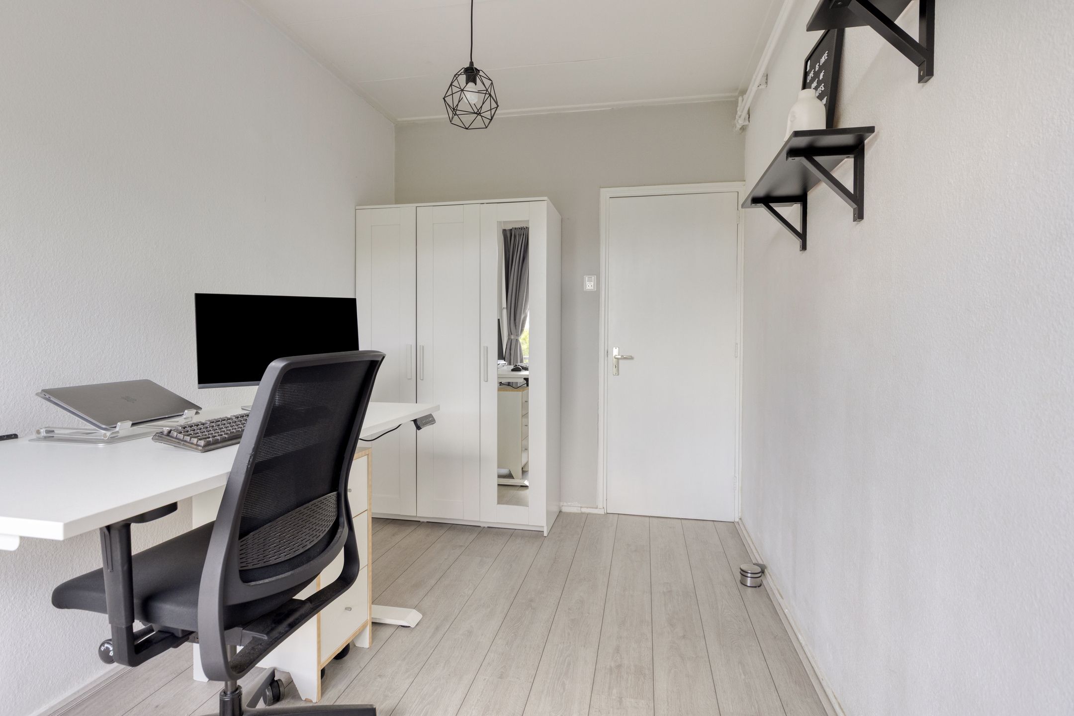 Photo 12 of Lachappellestraat 75-C