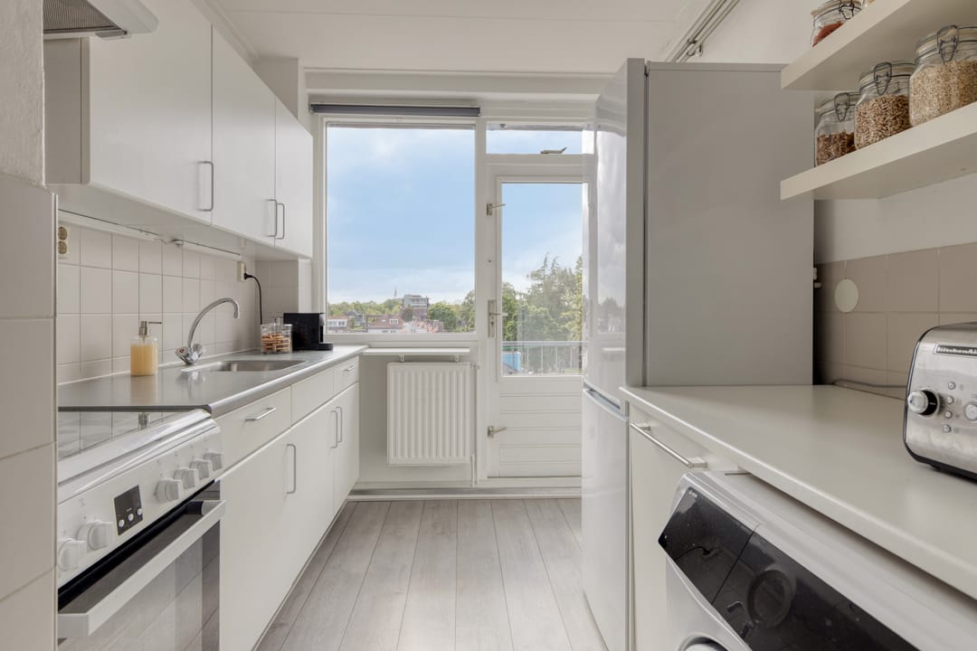 Photo 16 of Lachappellestraat 75-C