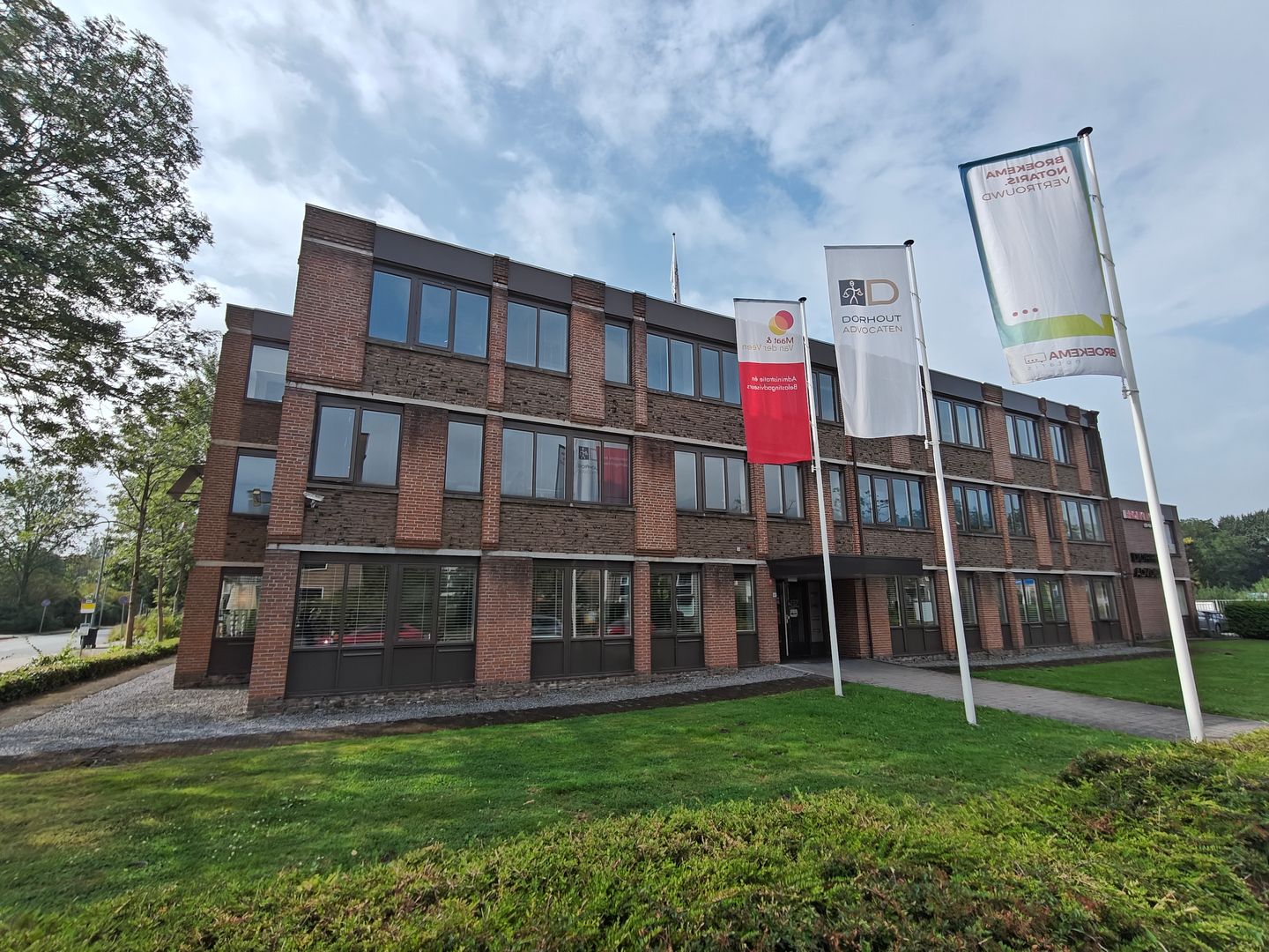 View photo 1 of Van Ketwich Verschuurlaan 98