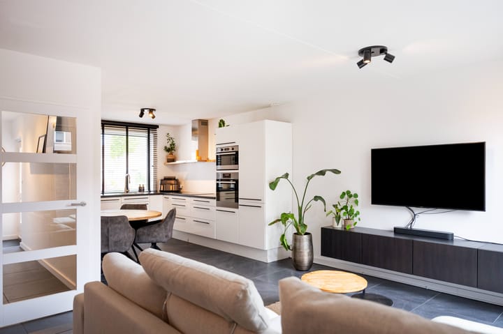 Tussenwoning te koop: Kievit 24, Sprang-Capelle