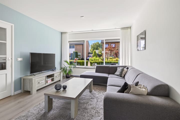 Tussenwoning te koop: Vredeveldstraat 10, Heeten