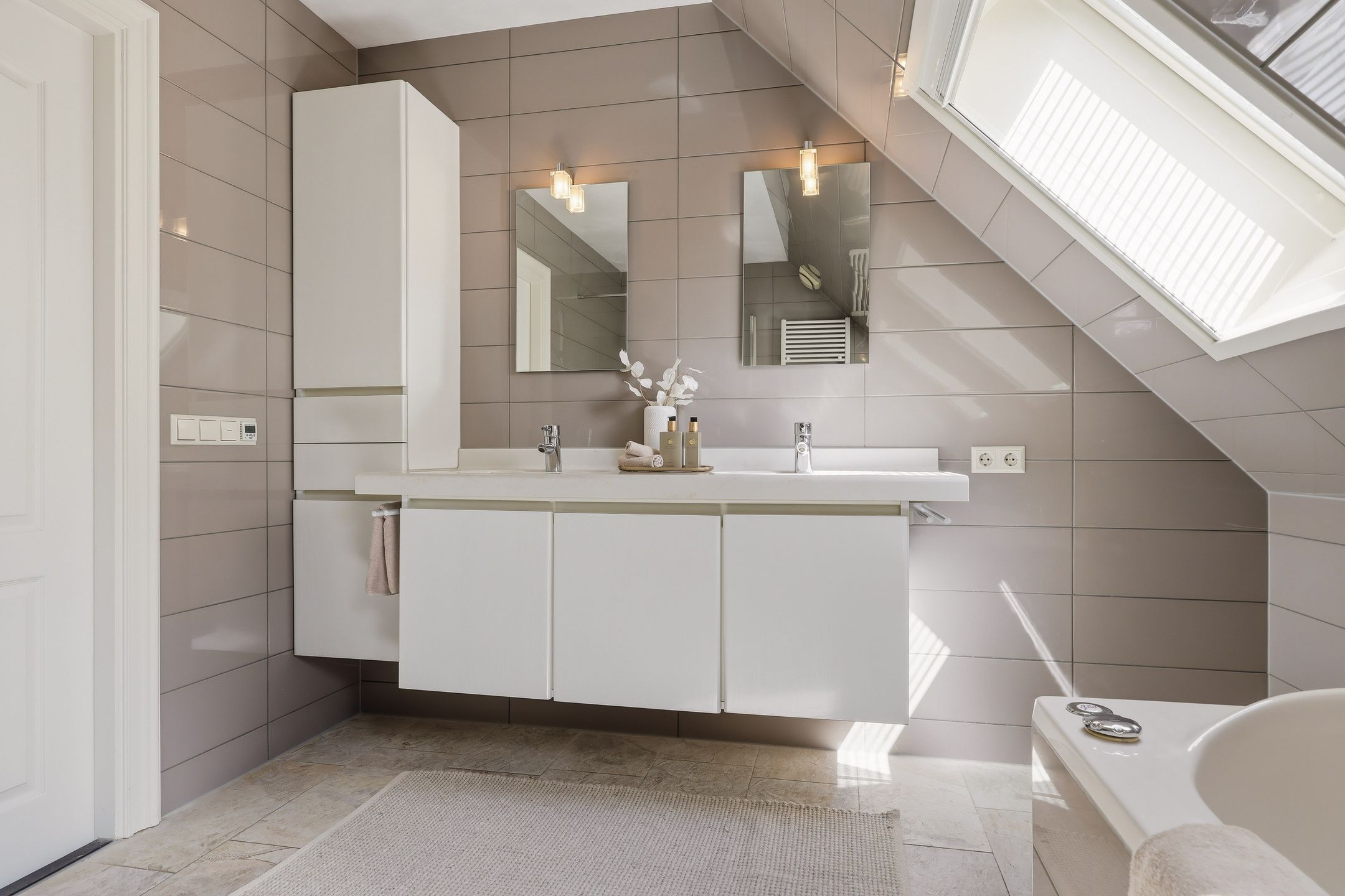 Photo 39 of Johannes Verhulststraat 22