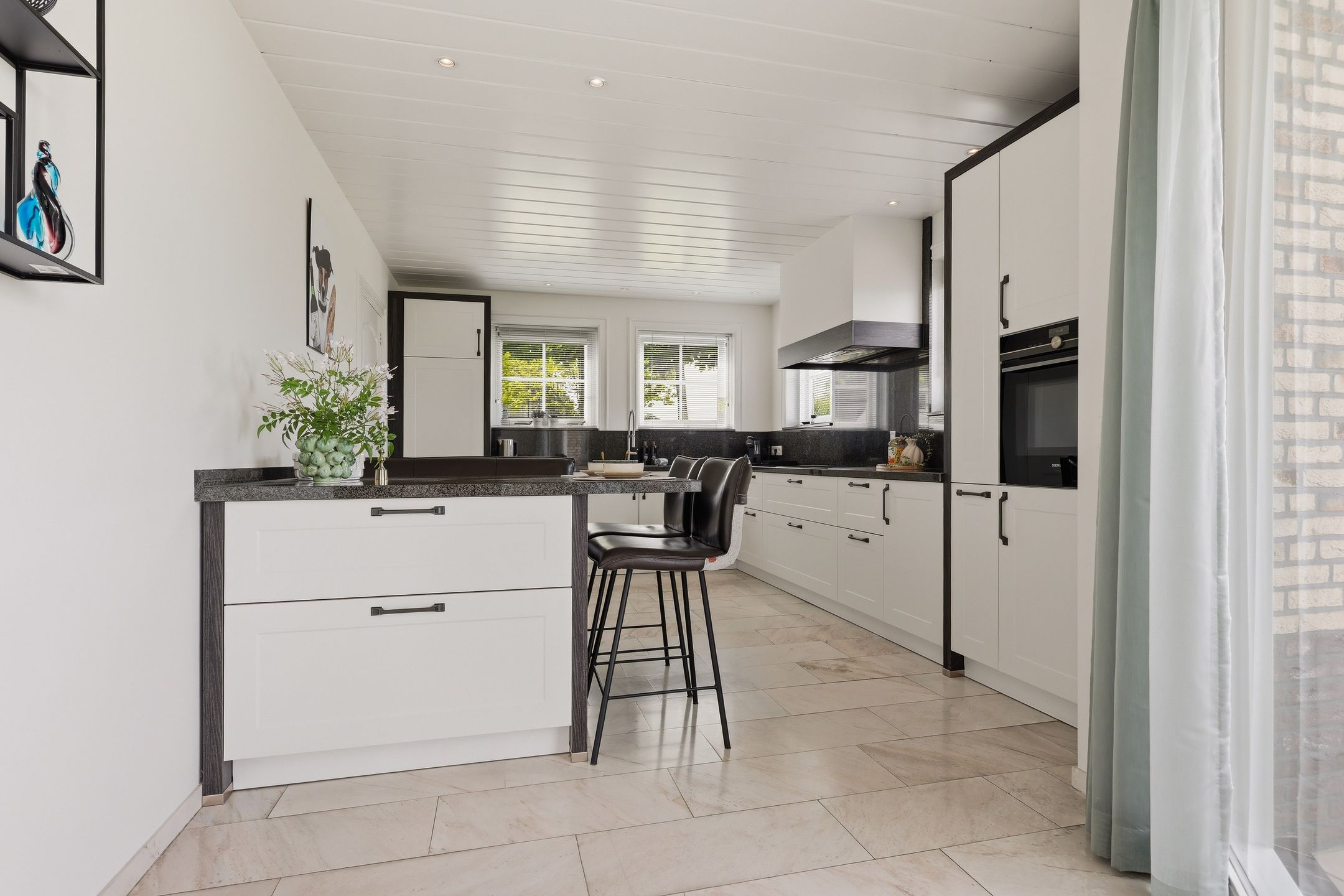 Photo 15 of Johannes Verhulststraat 22