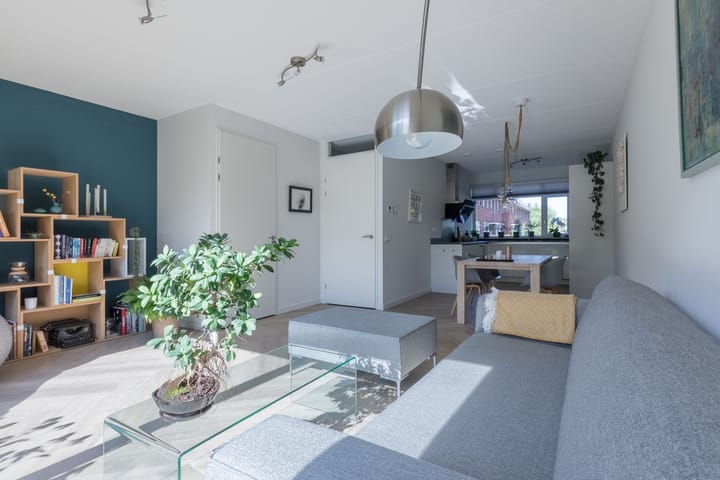 Tussenwoning te koop: Van de Weerdstraat 120, Wageningen