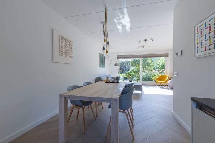 Tussenwoning te koop: Van de Weerdstraat 120, Wageningen