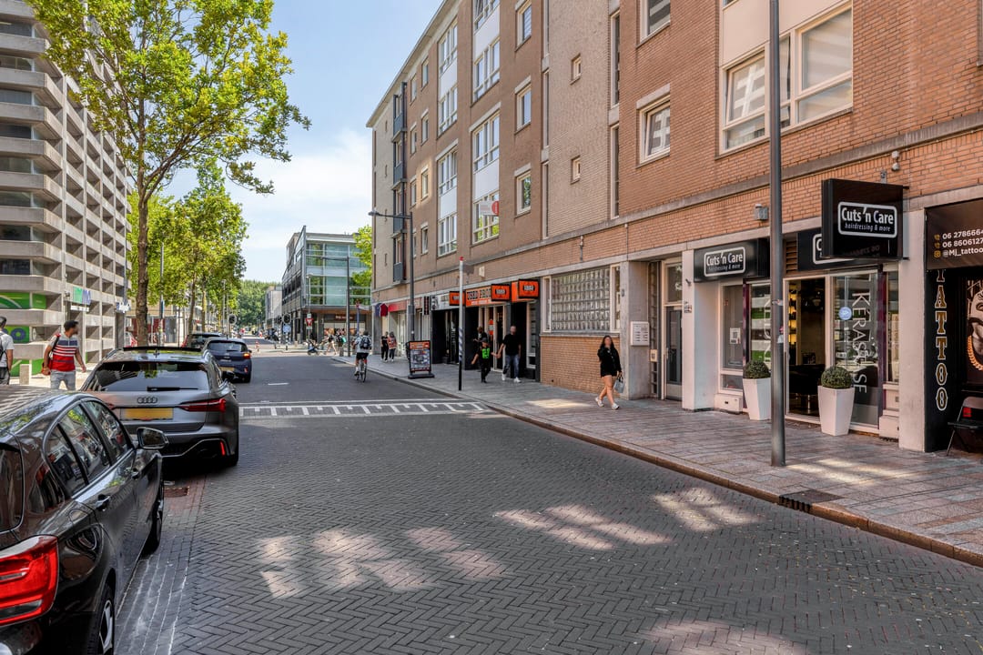 Photo 38 of Schoutstraat 19