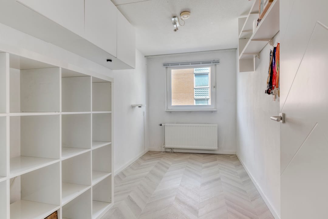 Photo 32 of Schoutstraat 19