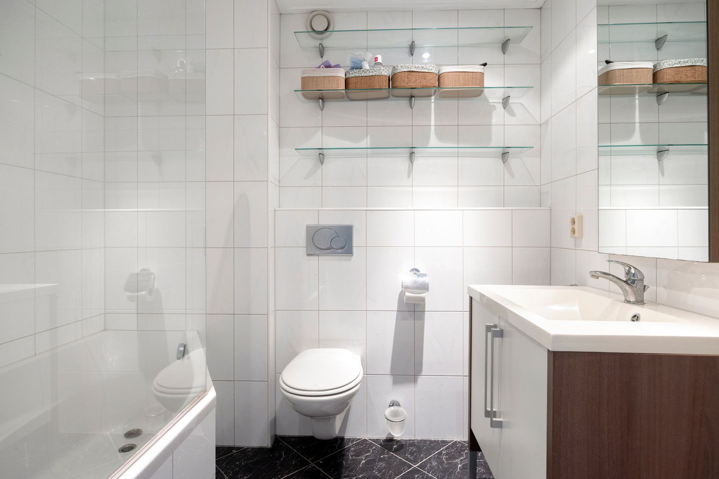 Photo 25 of Obrechtstraat 287