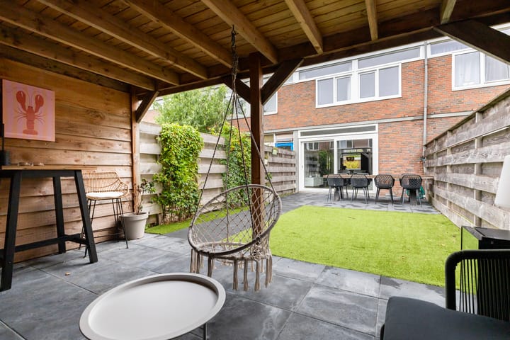 Tussenwoning te koop: Commanderij 56, Sneek