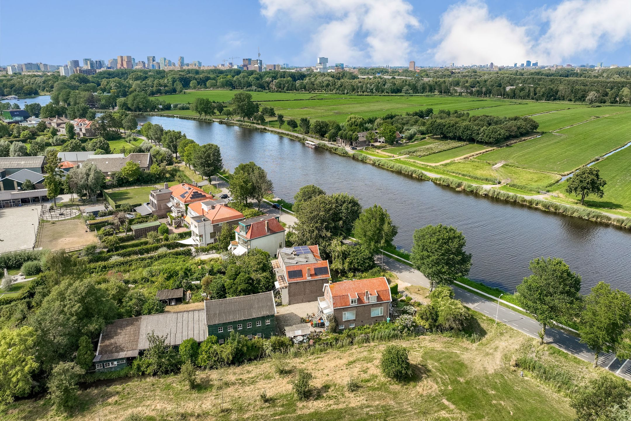 Photo 9 of Amsteldijk Noord 136