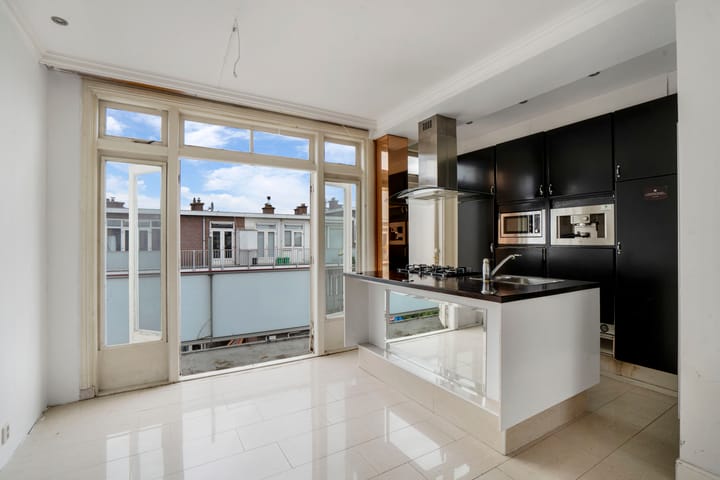 Appartement te koop: Karel de Geerstraat 48, 'S-Gravenhage