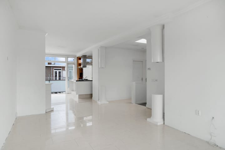 Appartement te koop: Karel de Geerstraat 48, 'S-Gravenhage