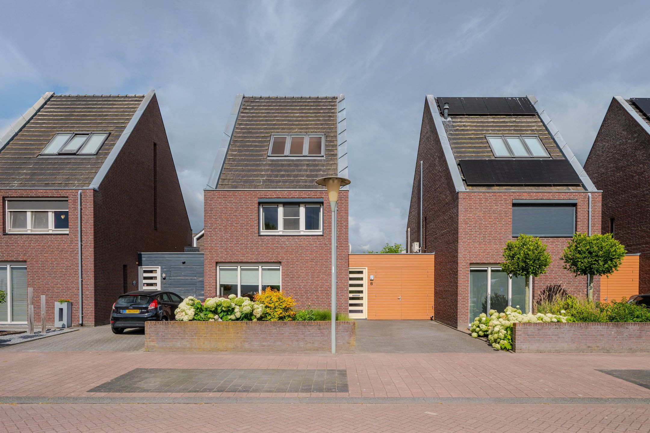 Foto 6 van Buizerdlaan 6