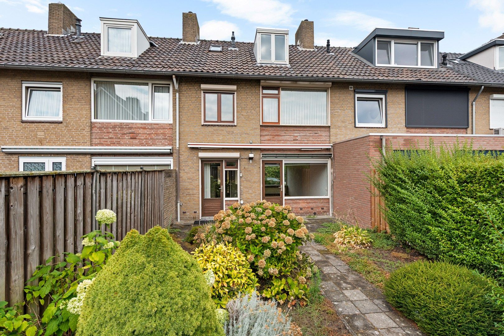 Photo 6 of Dr. C.R. Hermansstraat 6