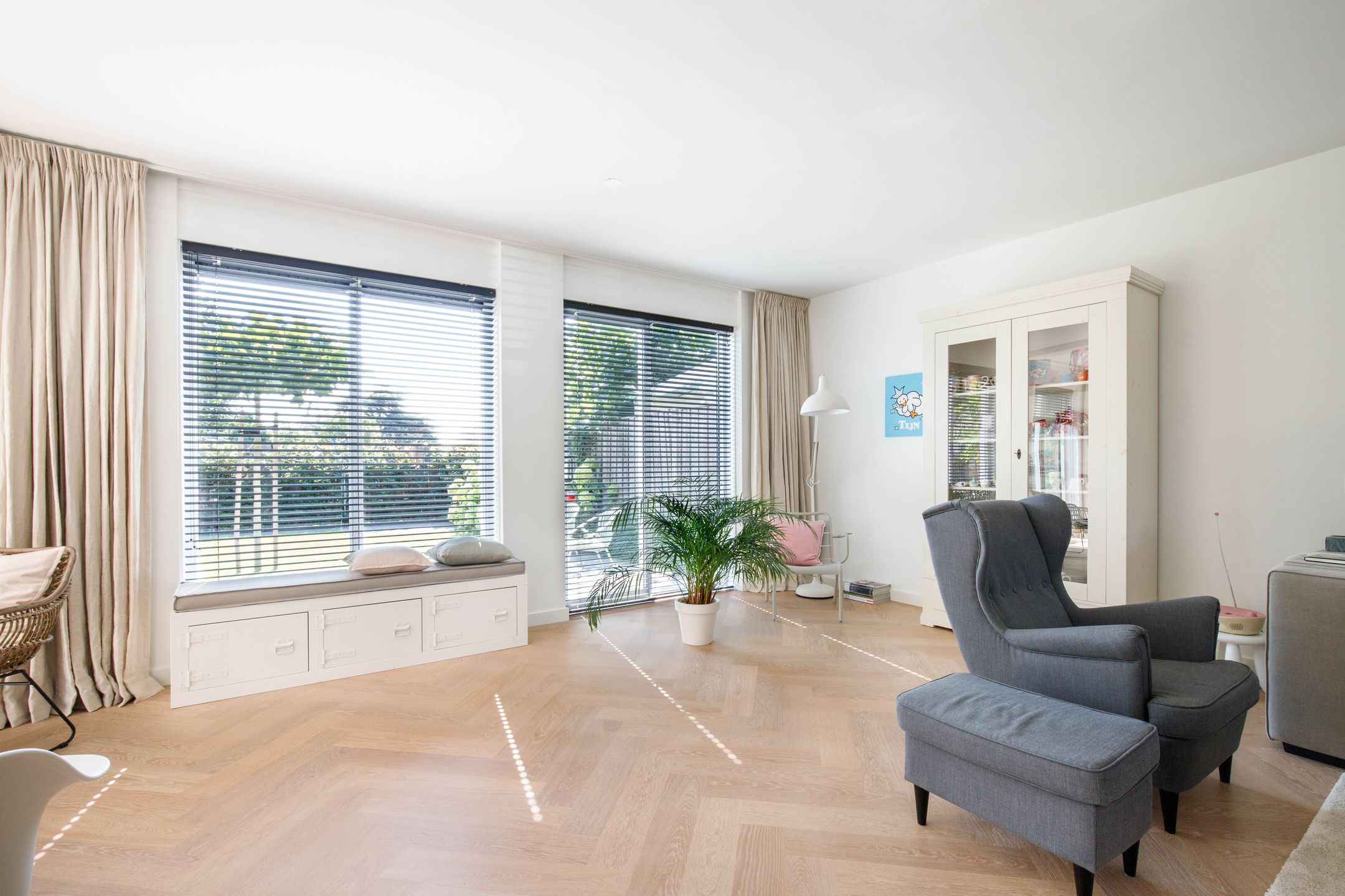 Photo 12 of Kurt Schwittersstraat 2