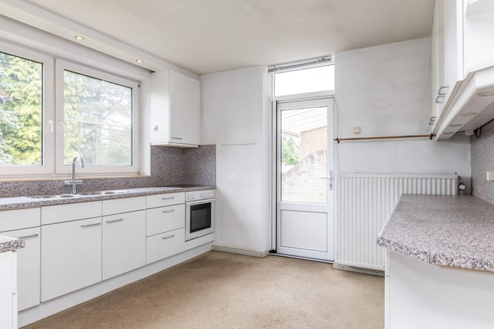 Tussenwoning te koop: Tienbundersweg 28, Wijlre