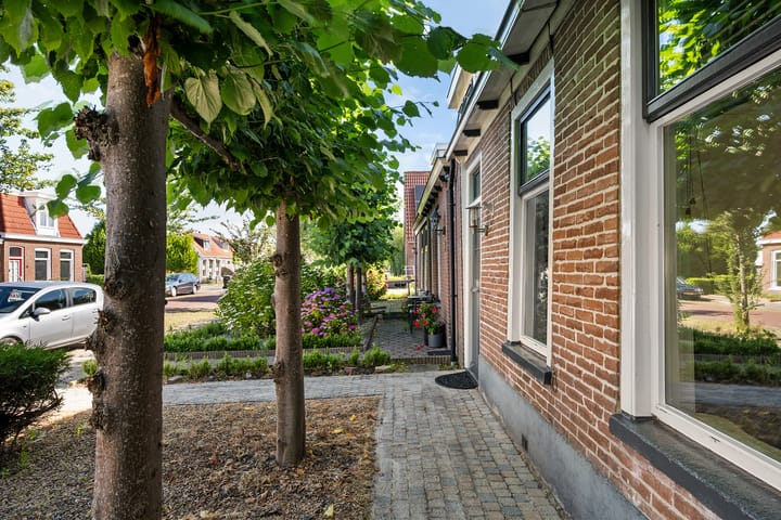 Tussenwoning te koop: Molenweg 18, Joure