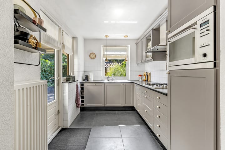 Tussenwoning te koop: Kerkeland 5, Nijkerk
