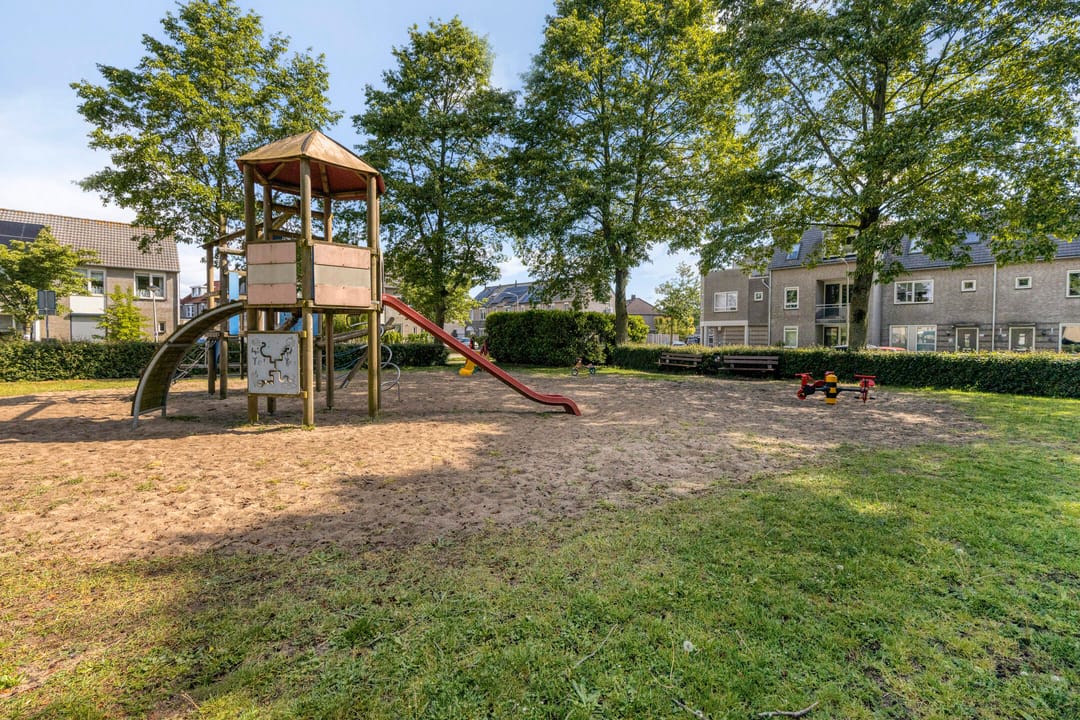Foto 41 van De Heenplaat 8
