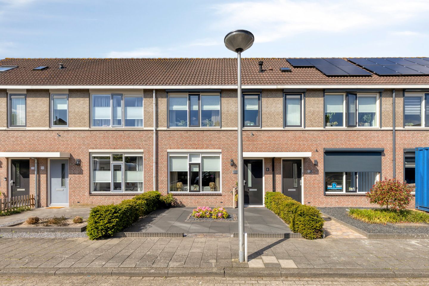 Foto 1 van De Heenplaat 8